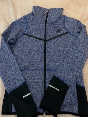 Nike Heathered Blue Performance Top with Black Trim